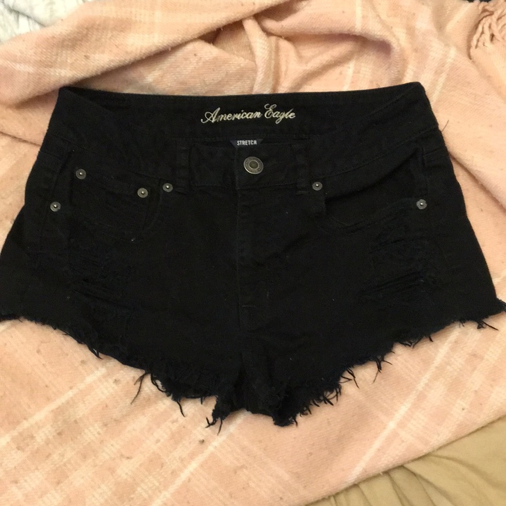 AEO Hi-Rise Festival Shortie in Black Denim